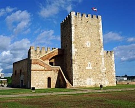 who founded santo domingo|Timeline of Santo Domingo .